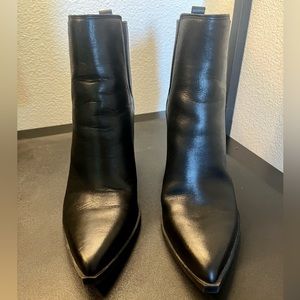 Marc Fisher LTD Oshay Pointed Toe Bootie. Size 9